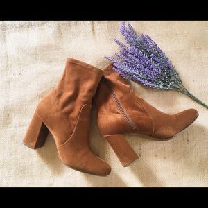 naturalizer rebecca bootie black